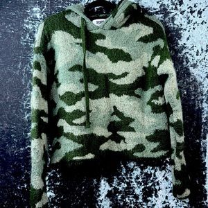 Pink by Victoria’s Secret sweater